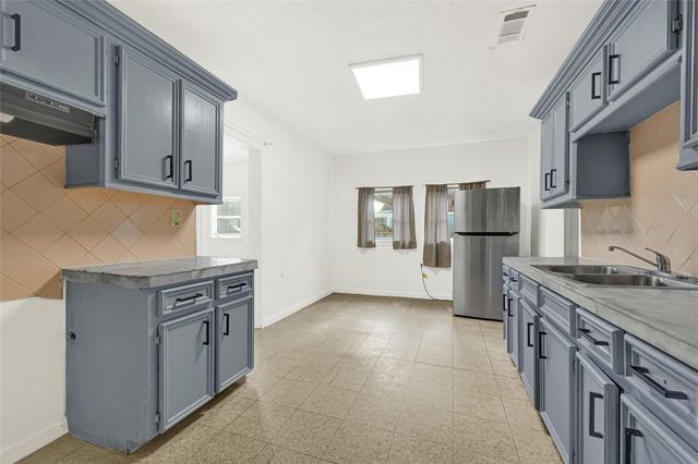 14336 Victoria Street, Houston, TX 77015