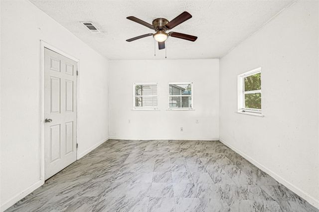 14336 Victoria Street, Houston, TX 77015