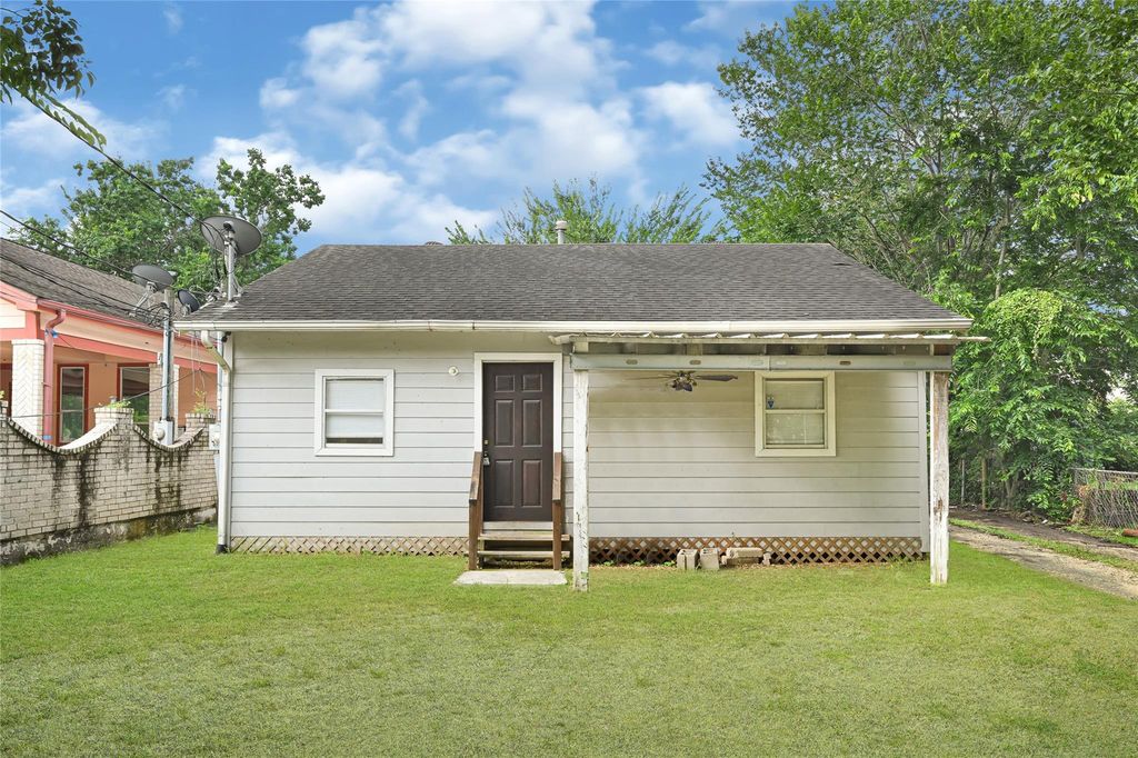 14336 Victoria Street, Houston, TX 77015