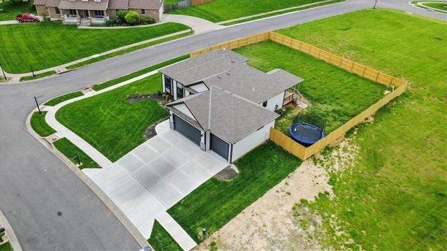 2210 Piedmont Place, Excelsior Springs, MO 64024