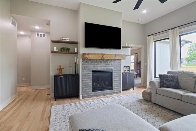 2210 Piedmont Place, Excelsior Springs, MO 64024