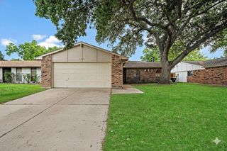 6725 Tara Drive, Richmond, TX 77469