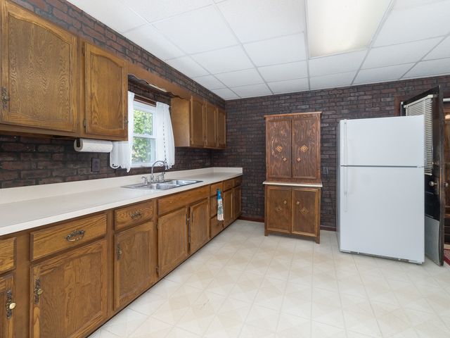 121 Davis Avenue 2, Rockdale, IL 60436