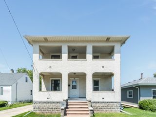 121 Davis Avenue 2, Rockdale, IL 60436