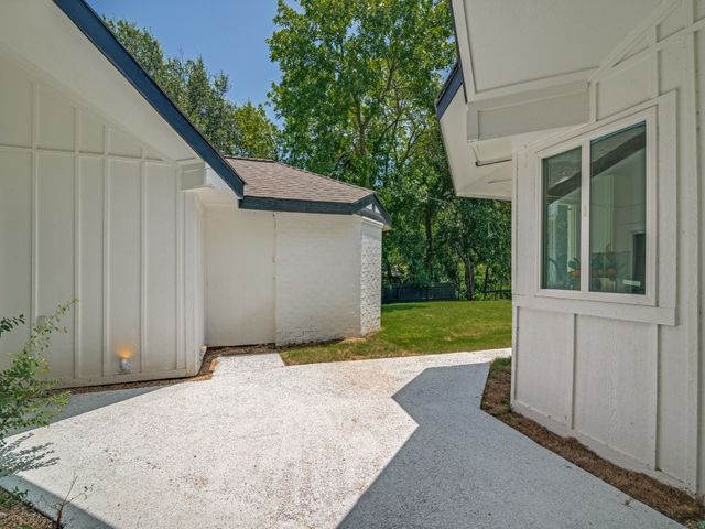 1202 Quail Hollow Drive, Garland, TX 75043