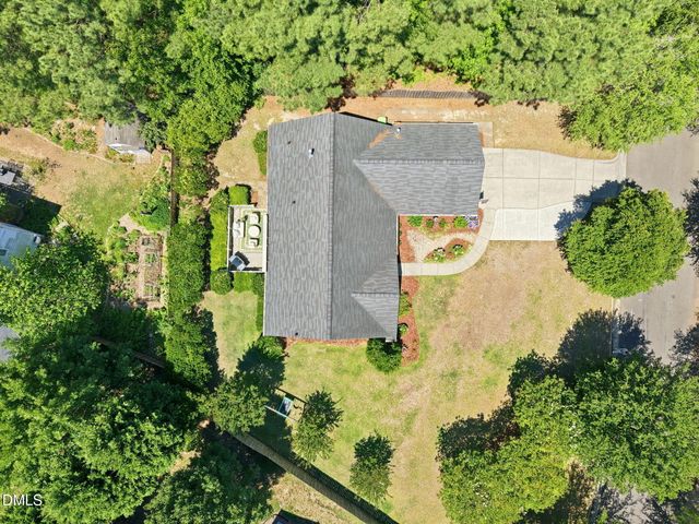 405 Onondaga Court, Holly Springs, NC 27540