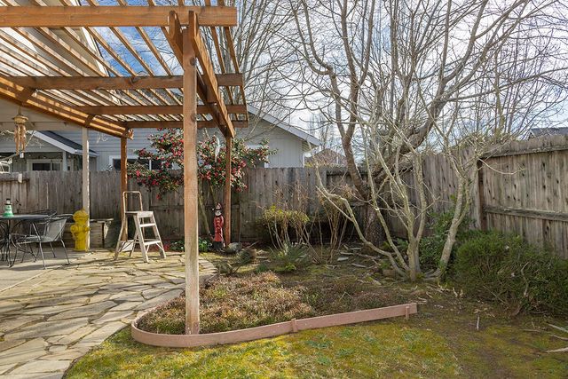 1150 Angler Lane, Grants Pass, OR 97527