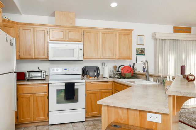 1150 Angler Lane, Grants Pass, OR 97527