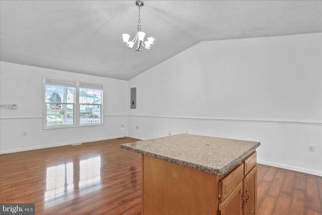 121 SPRING DALE DR, Charles Town, WV 25414