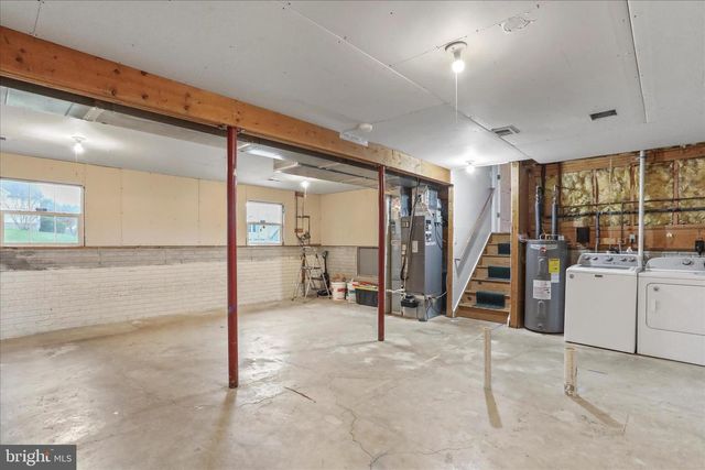 121 SPRING DALE DR, Charles Town, WV 25414