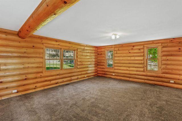 19305 E Granite Ln, Otis Orchards, WA 99027