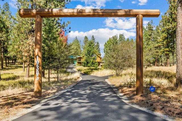 19305 E Granite Ln, Otis Orchards, WA 99027