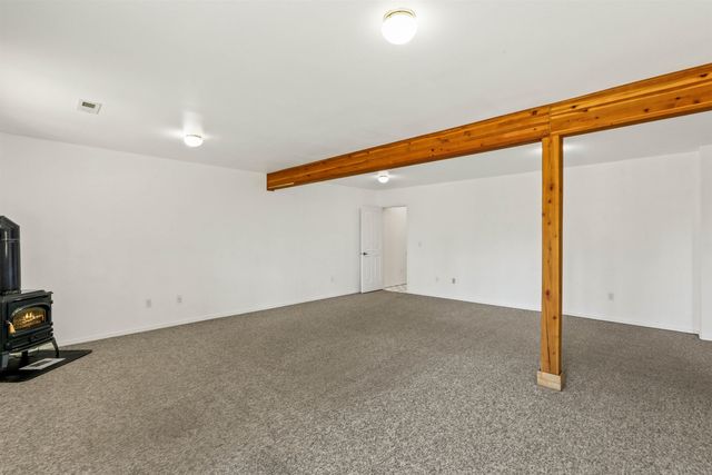 19305 E Granite Ln, Otis Orchards, WA 99027