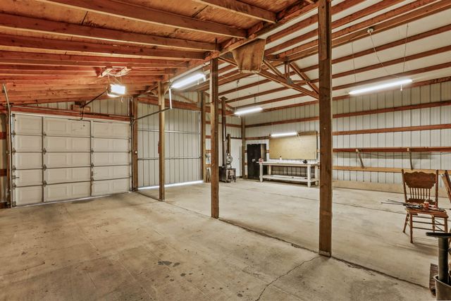 19305 E Granite Ln, Otis Orchards, WA 99027