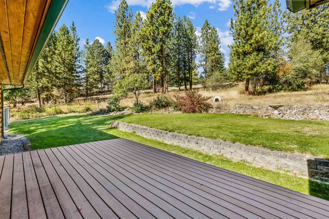 19305 E Granite Ln, Otis Orchards, WA 99027
