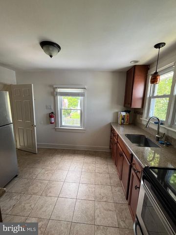 631 CHARLES, Mount Ephraim, NJ 08059