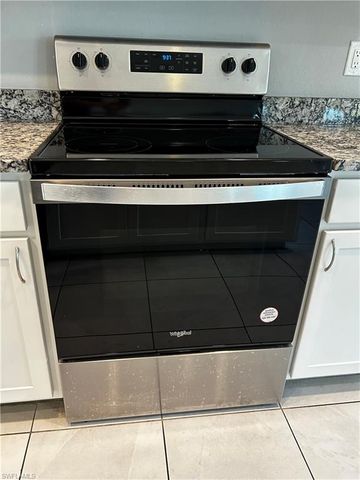 1011 NW 22nd TER, Cape Coral, FL 33993