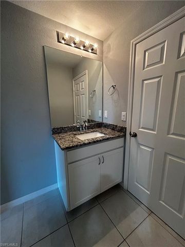 1011 NW 22nd TER, Cape Coral, FL 33993