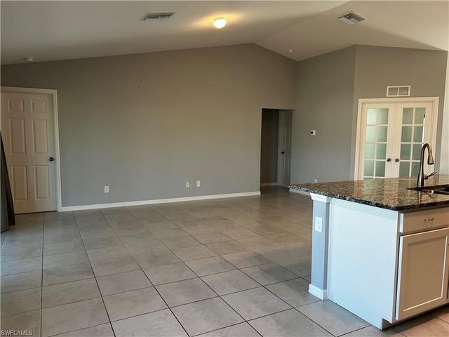 1011 NW 22nd TER, Cape Coral, FL 33993