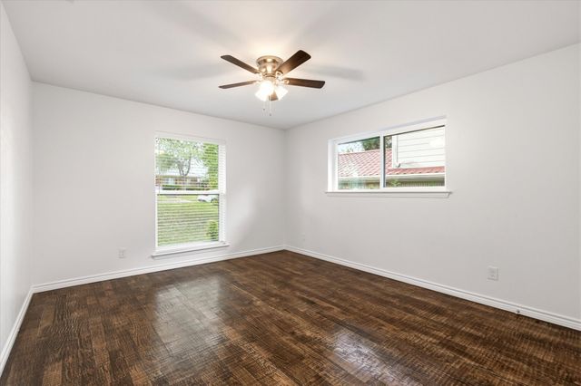 4837 Ashbrook Road, Dallas, TX 75227