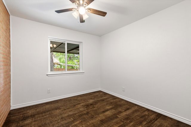 4837 Ashbrook Road, Dallas, TX 75227