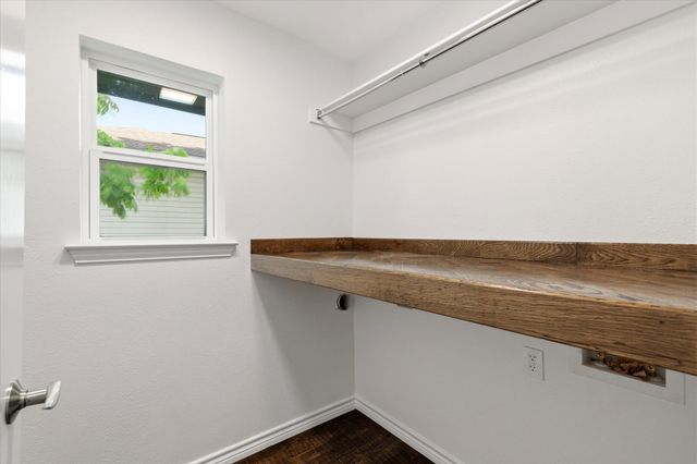 4837 Ashbrook Road, Dallas, TX 75227