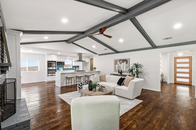 4837 Ashbrook Road, Dallas, TX 75227