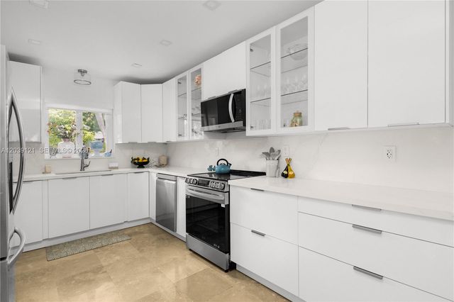 8920 NE 9th Court, Miami, FL 33138