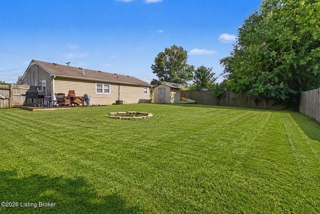 13500 Dixie Hwy, Louisville, KY 40272