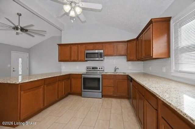 13500 Dixie Hwy, Louisville, KY 40272