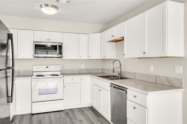 2837 Vancouver Dr, Corpus Christi, TX 78414