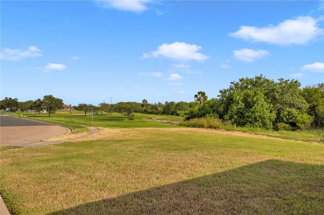 2837 Vancouver Dr, Corpus Christi, TX 78414