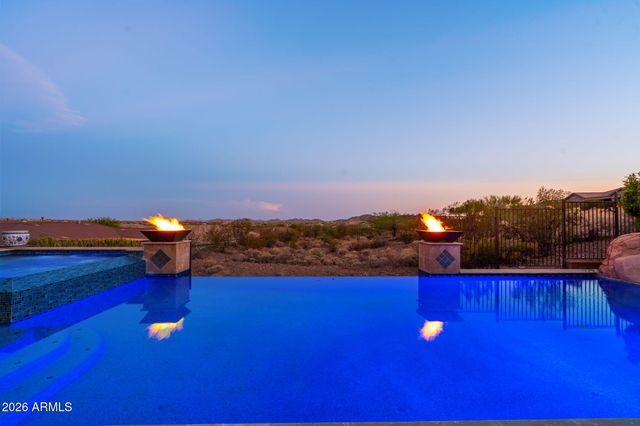 42139 N MOUNTAIN COVE Drive, Phoenix, AZ 85086