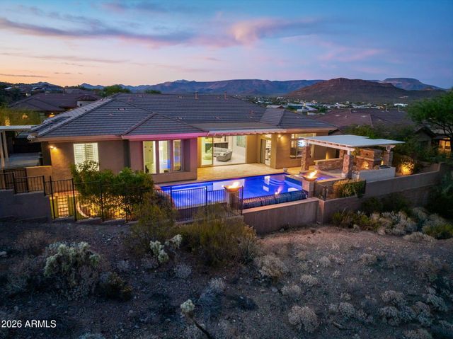 42139 N MOUNTAIN COVE Drive, Phoenix, AZ 85086