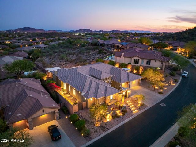 42139 N MOUNTAIN COVE Drive, Phoenix, AZ 85086