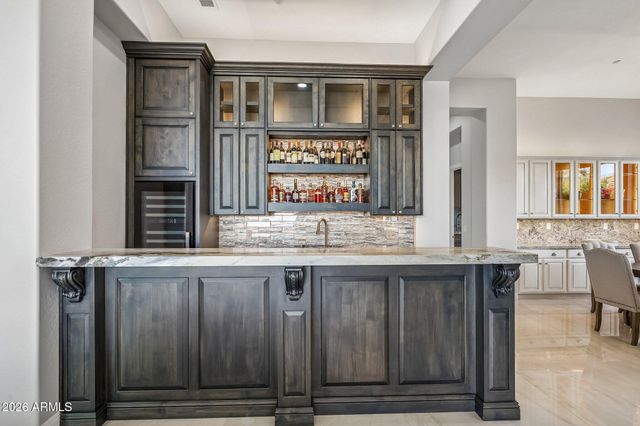 42139 N MOUNTAIN COVE Drive, Phoenix, AZ 85086