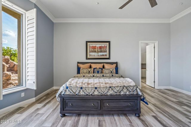 42139 N MOUNTAIN COVE Drive, Phoenix, AZ 85086