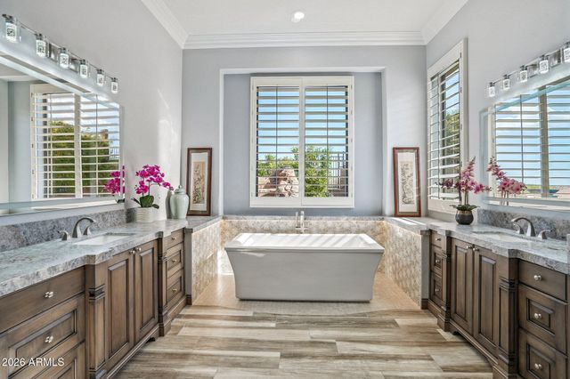 42139 N MOUNTAIN COVE Drive, Phoenix, AZ 85086