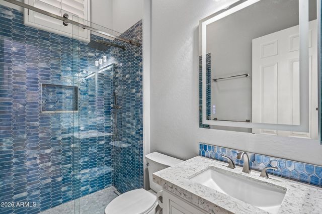 42139 N MOUNTAIN COVE Drive, Phoenix, AZ 85086