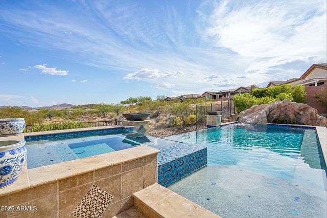 42139 N MOUNTAIN COVE Drive, Phoenix, AZ 85086