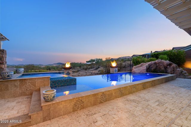 42139 N MOUNTAIN COVE Drive, Phoenix, AZ 85086