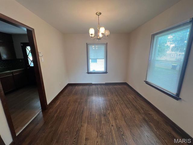 3605 Saint Gregory Lane, St Ann, MO 63074