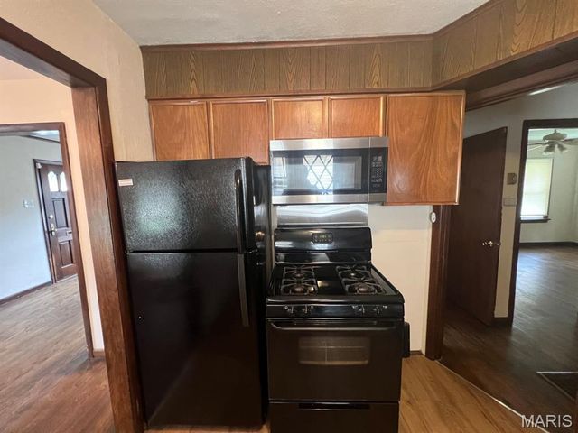 3605 Saint Gregory Lane, St Ann, MO 63074