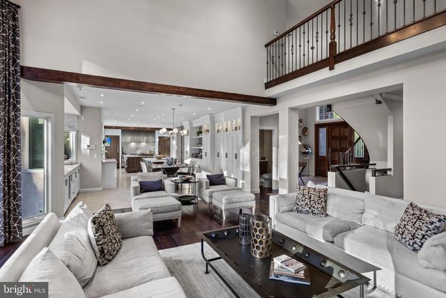 38 MILFORD DR, Marlton, NJ 08053