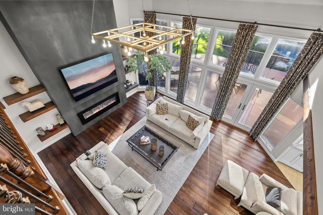 38 MILFORD DR, Marlton, NJ 08053