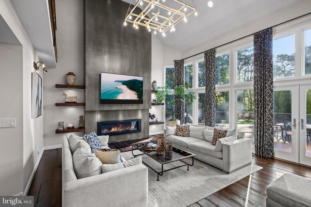 38 MILFORD DR, Marlton, NJ 08053