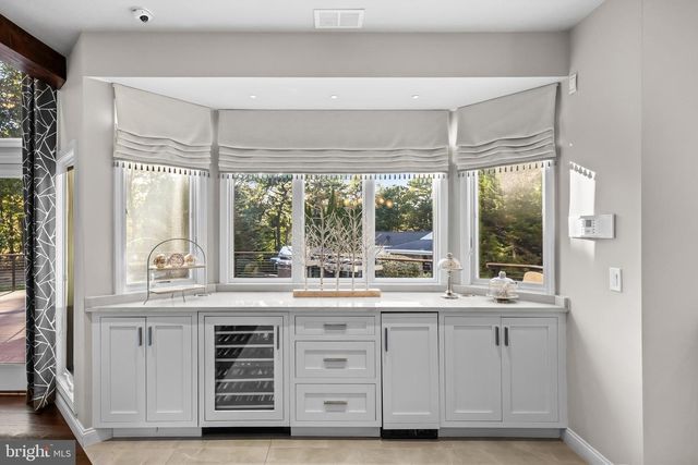 38 MILFORD DR, Marlton, NJ 08053