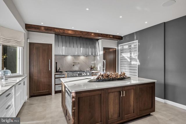 38 MILFORD DR, Marlton, NJ 08053