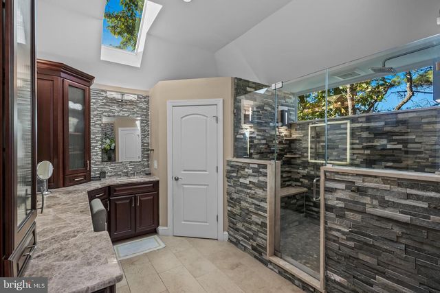 38 MILFORD DR, Marlton, NJ 08053