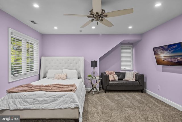 38 MILFORD DR, Marlton, NJ 08053